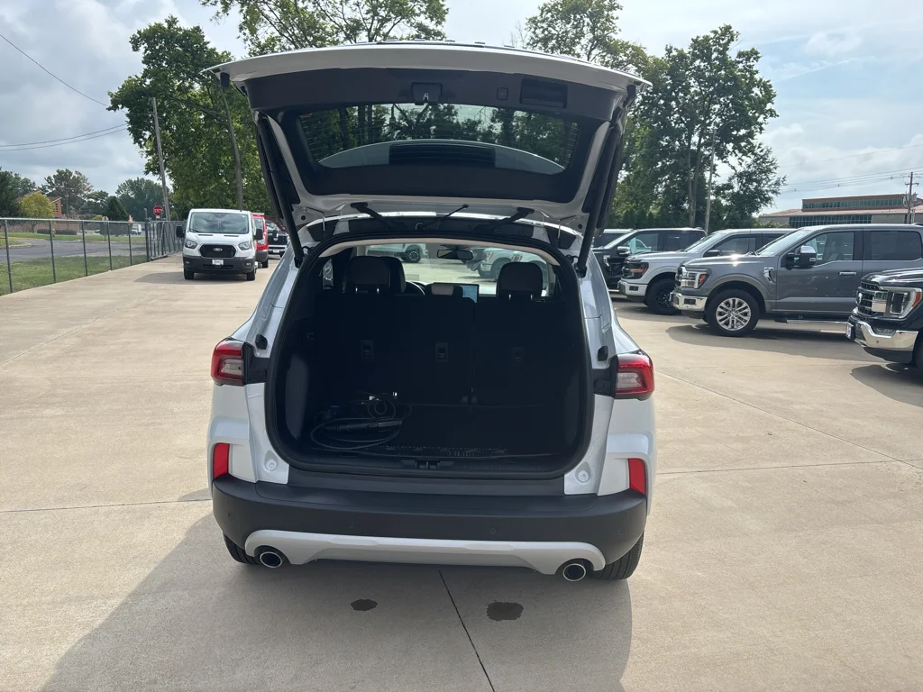 Used 2026 Space Silver Ford PHEV image 14