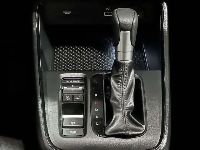 2025 Honda CR-V LX - Photo 20
