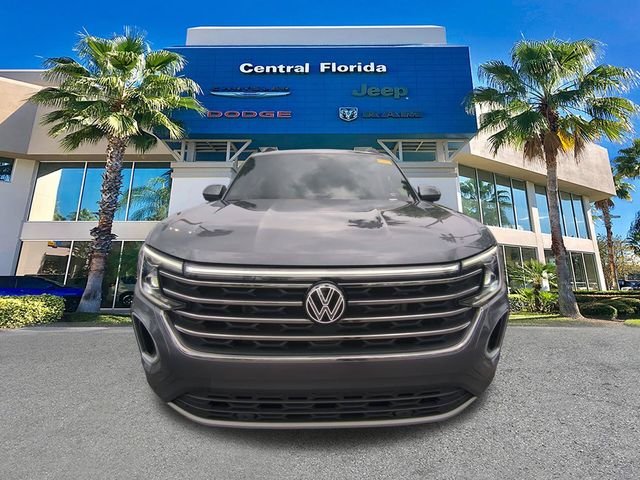 Used 2024 Gray Volkswagen 2.0T SE w/Technology image 9