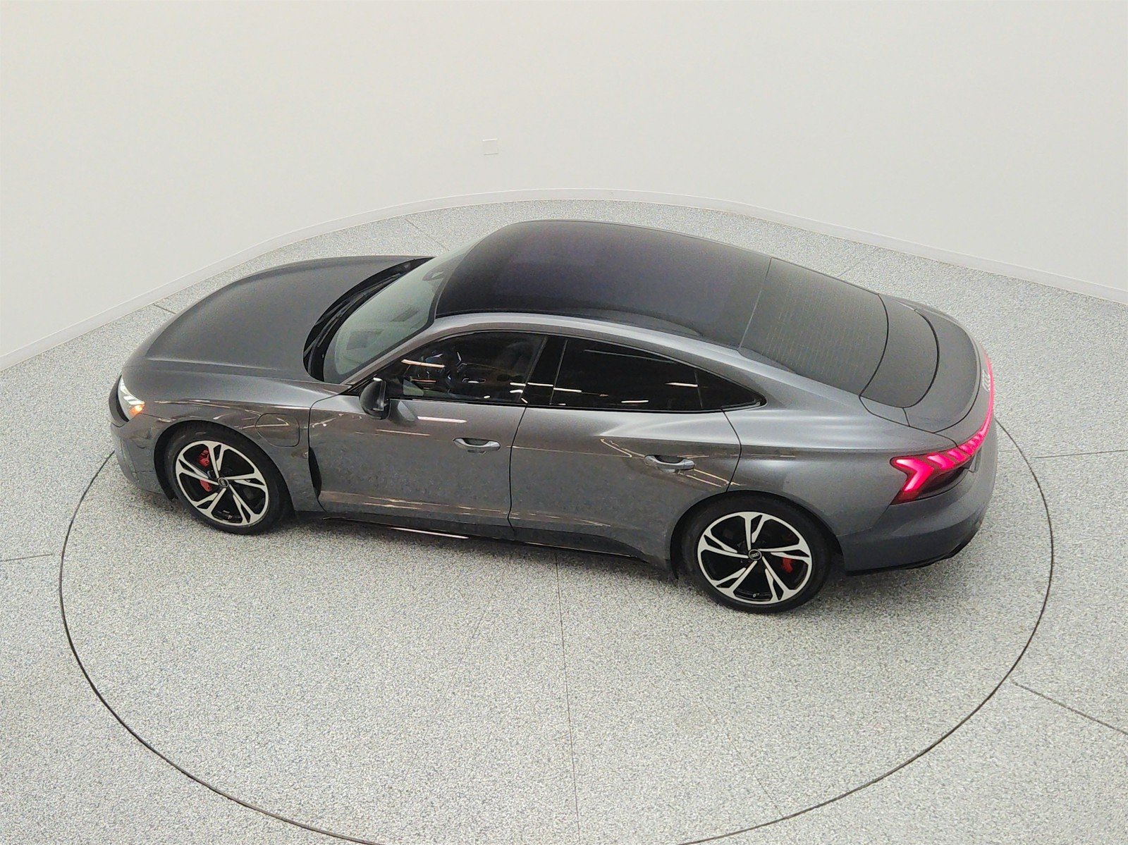 Used 2022 Daytona Gray Pearl Effect Audi Prestige quattro image 28