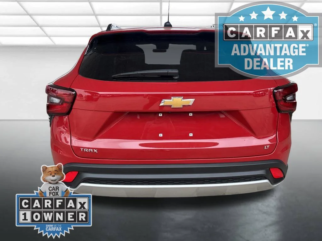 Used 2026 Apex Red Chevrolet LT image 5