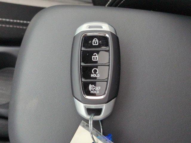 New 2026 Silver Hyundai SEL image 29