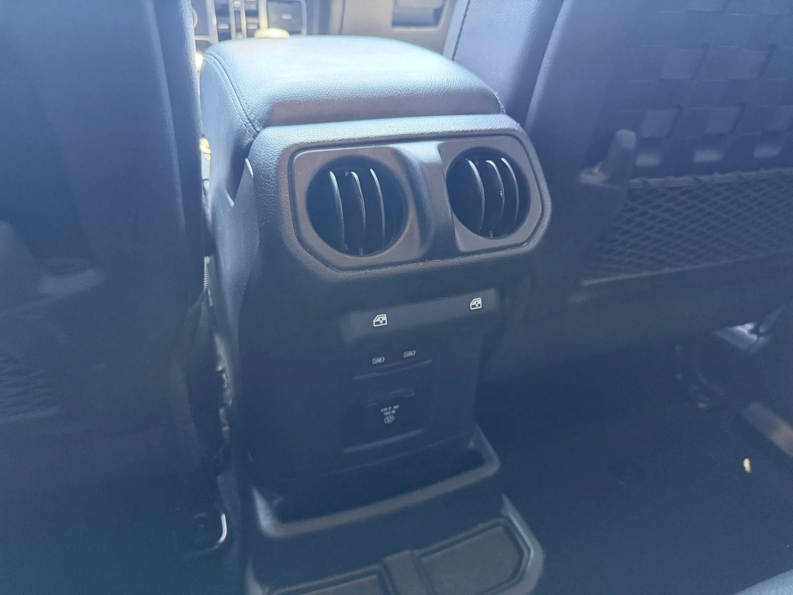 Used 2023 Bright White Jeep Rubicon image 9