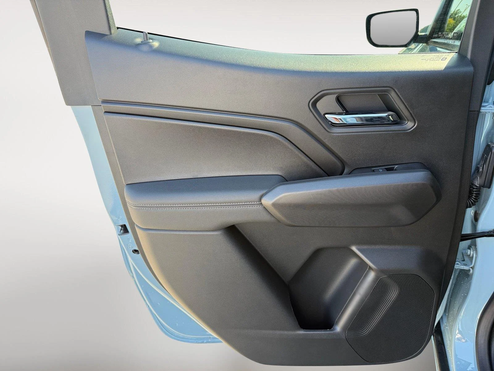 2026 Chevrolet Colorado LT - Photo 18