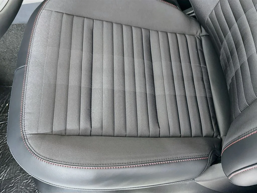 New 2026 Star White Metallic Tri-Coat Ford ST-Line image 20