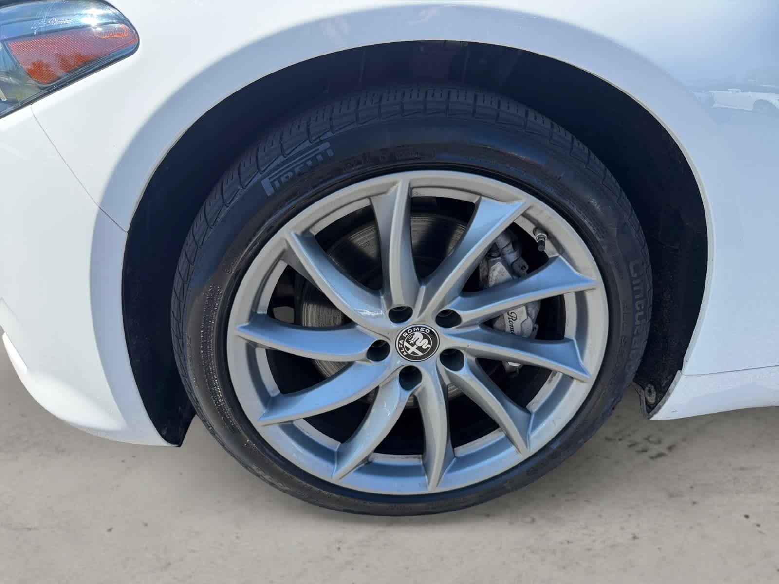 Used 2022 Alfa White Alfa Romeo Ti image 10