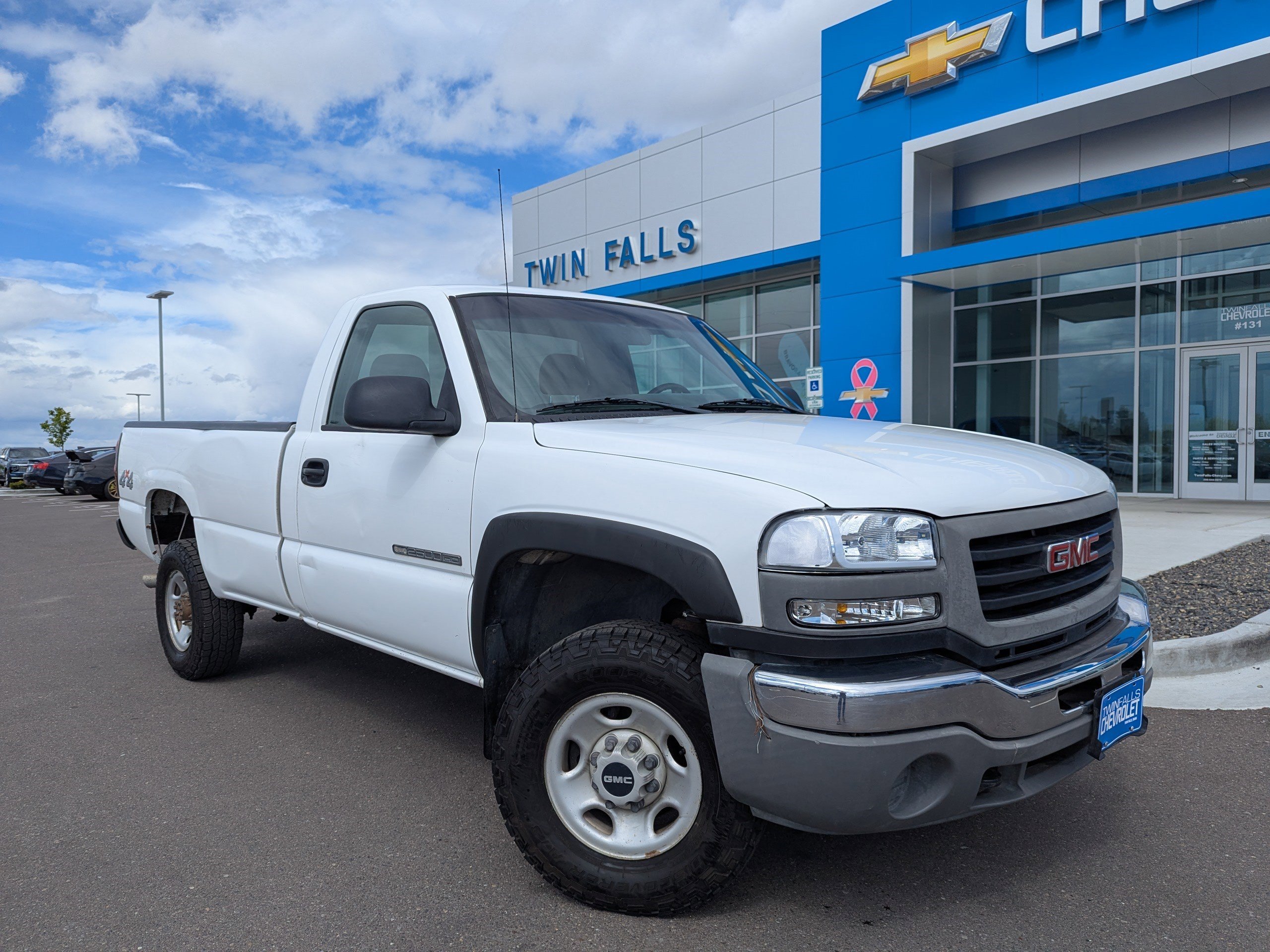 2005 GMC Sierra 4WD Work Truck Regular Cab LWB's photo
