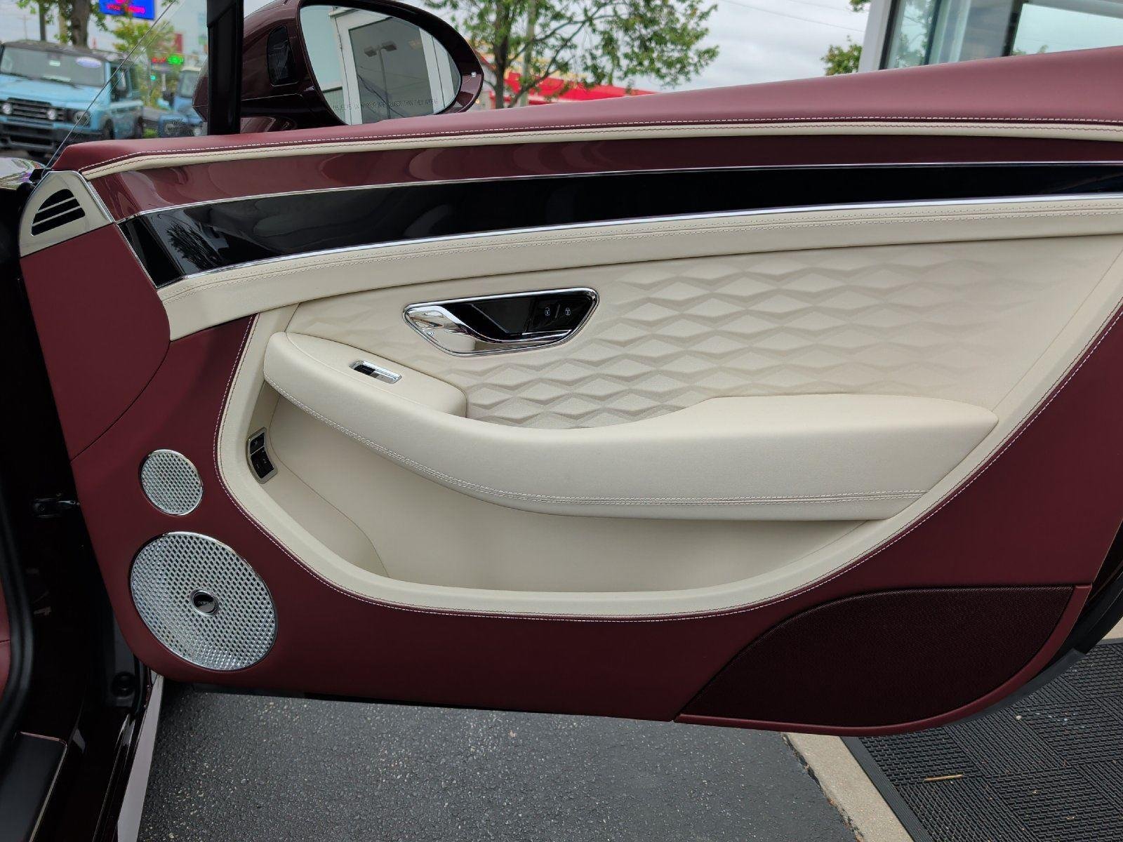 2025 Bentley Continental GTC Speed - Photo 42