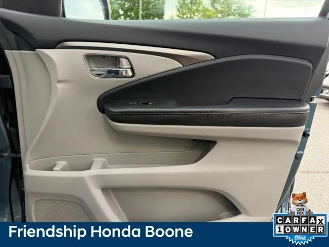 Used 2016 Blue Honda EX image 44