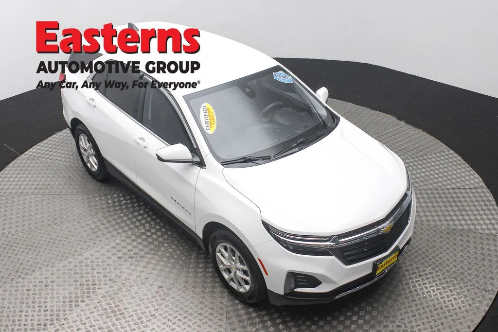 Used 2023 White Chevrolet LT image 3