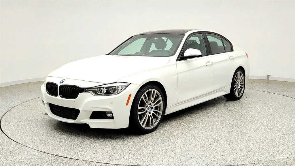 2016 BMW 3 Series 340i Sedan's photo
