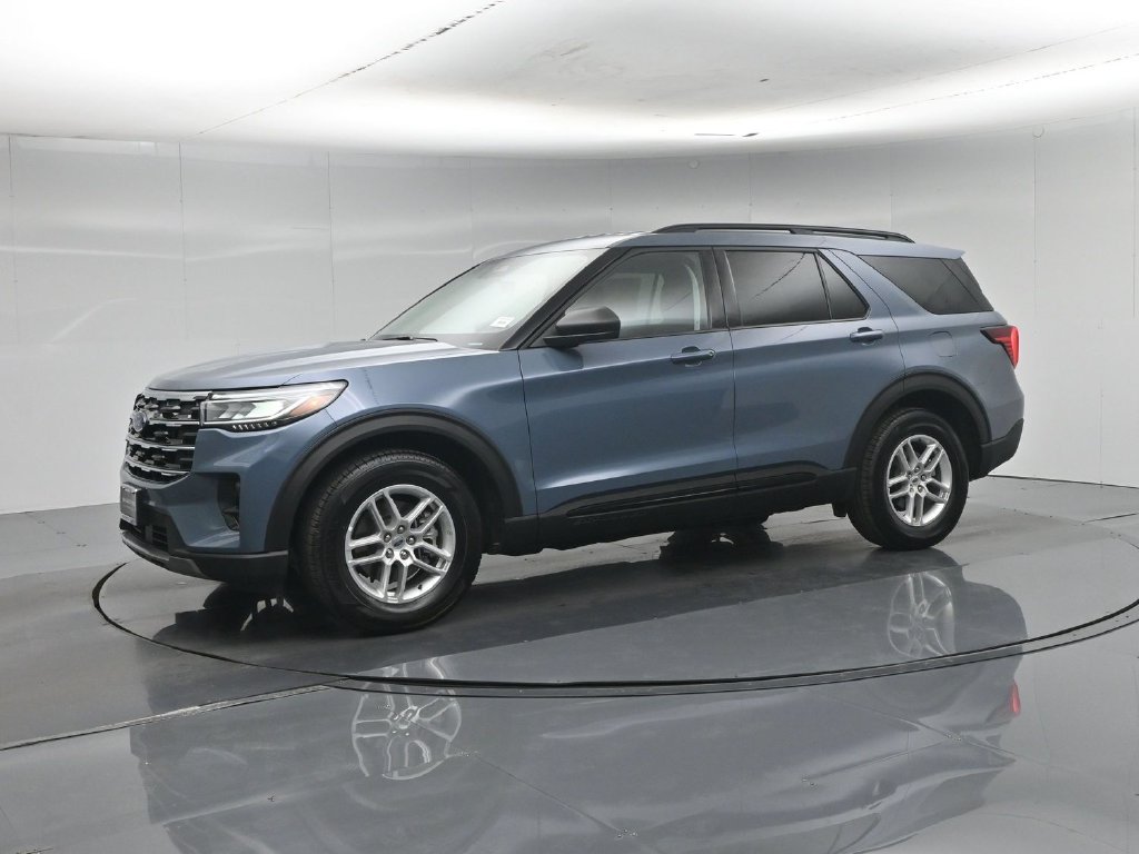 New 2026 Vapor Blue Metallic Ford Active image 28