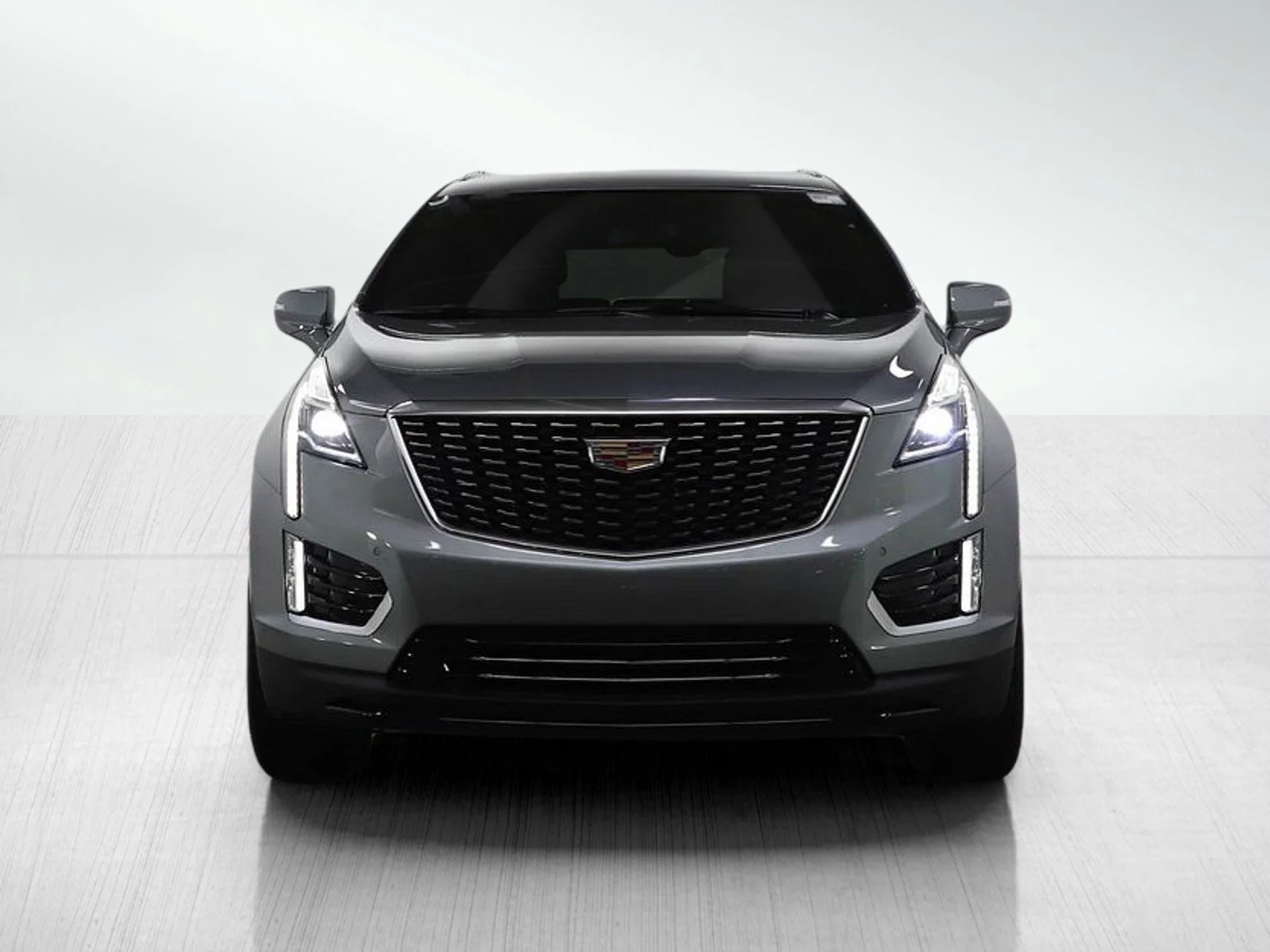 Used 2025 Gray Cadillac Luxury image 9