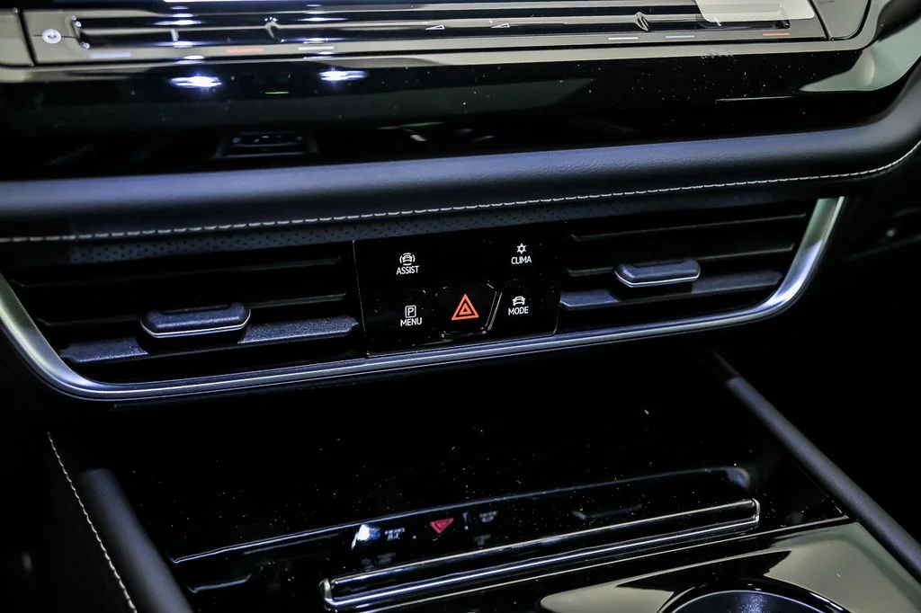 New 2026 Green Volkswagen 2.0T SE w/Technology image 14