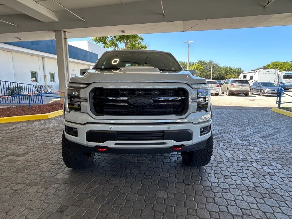 New 2026 Avalanche Ford Lariat image 8