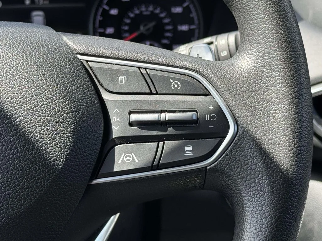 Used 2022 Gray Hyundai SEL image 21