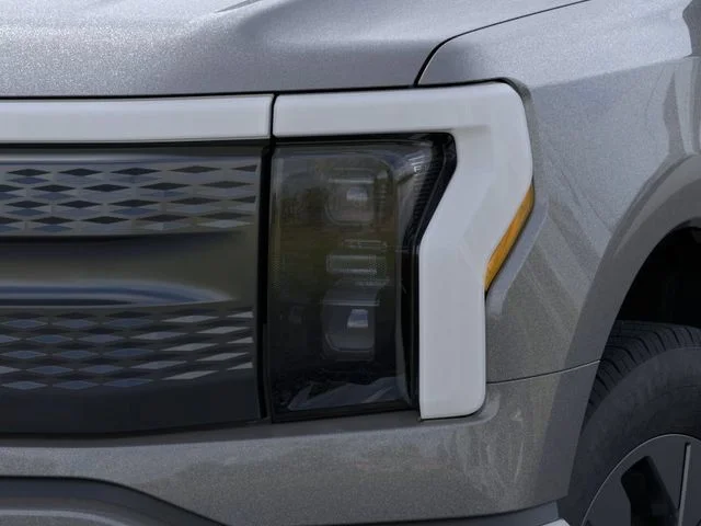 New 2025 Gray Metallic Ford Flash image 18