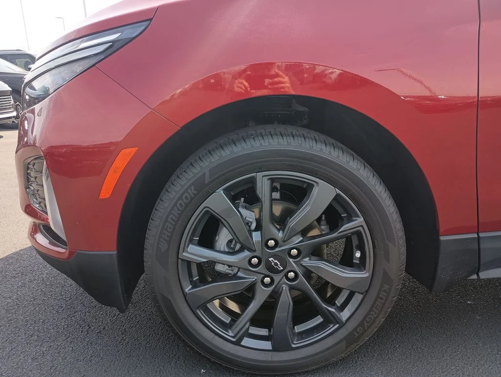 Used 2022 Red Chevrolet RS image 16