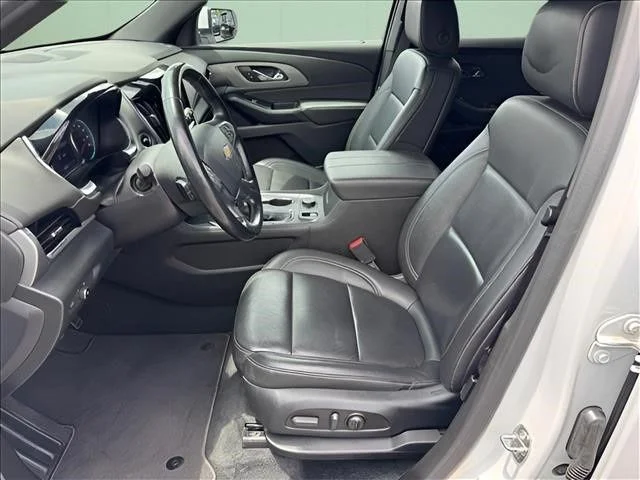 Used 2023 White Chevrolet LT Leather image 5