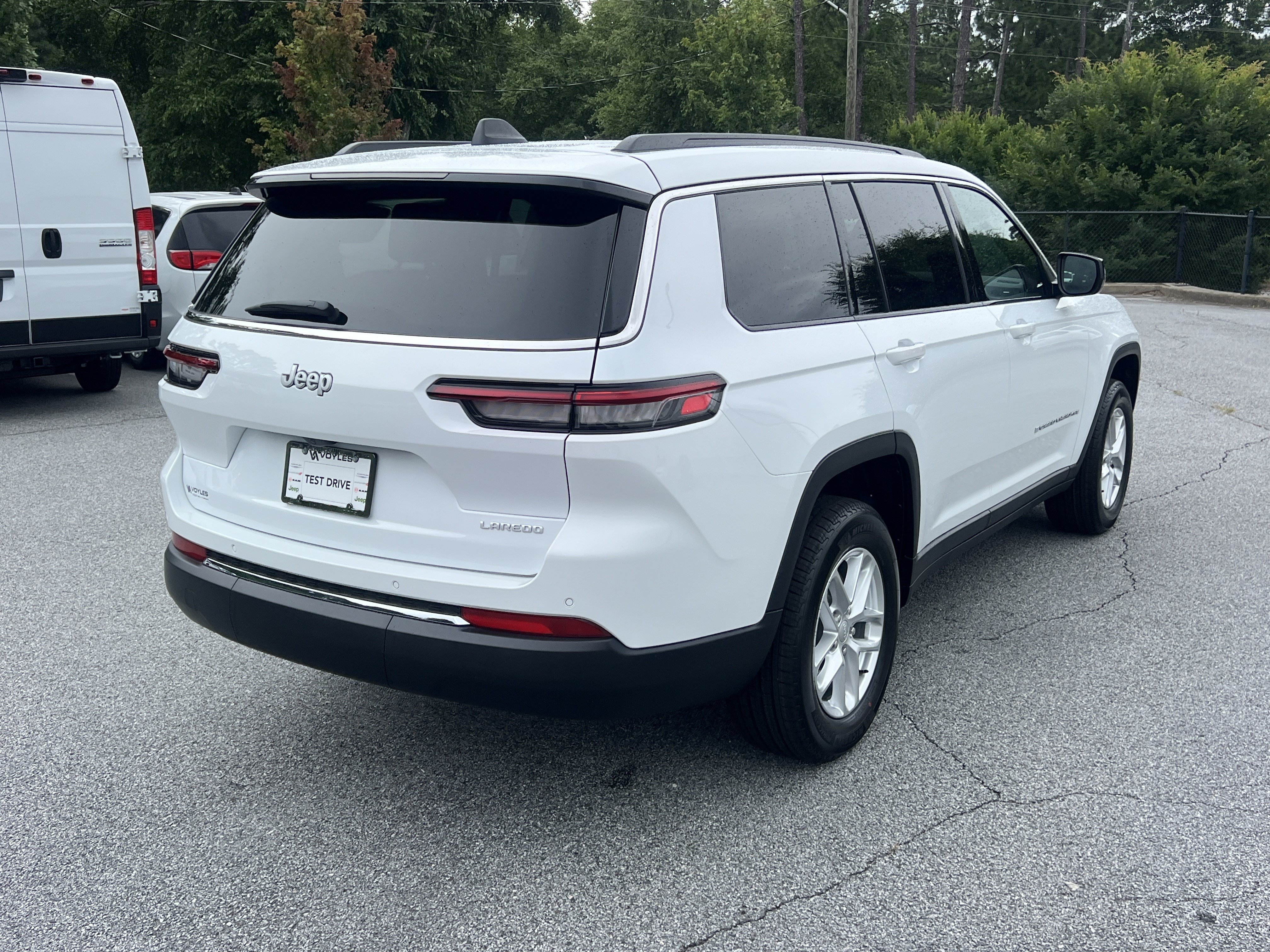 New 2026 Bright White Clearcoat Jeep Laredo image 8