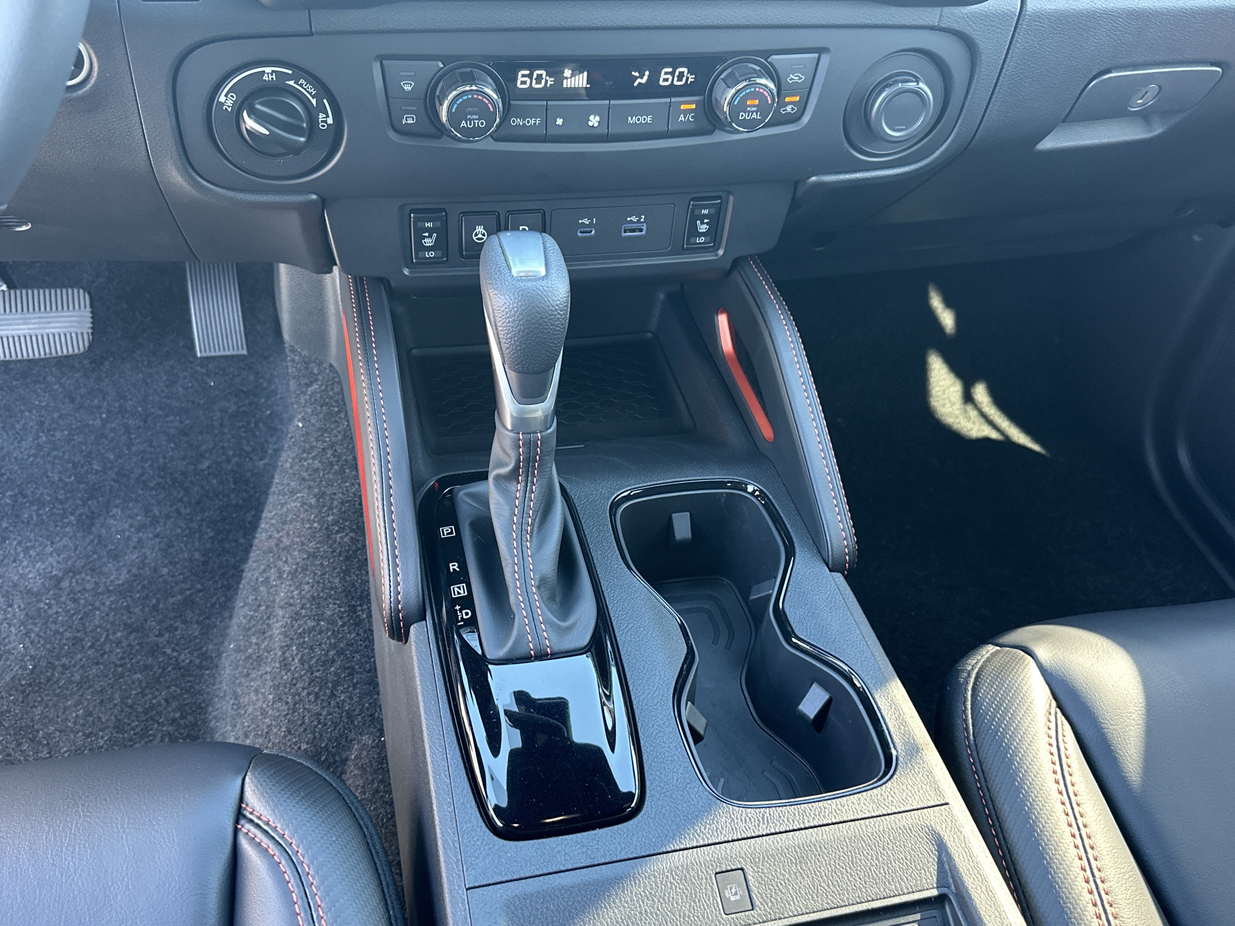 2025 Nissan Frontier PRO-4X - Photo 27