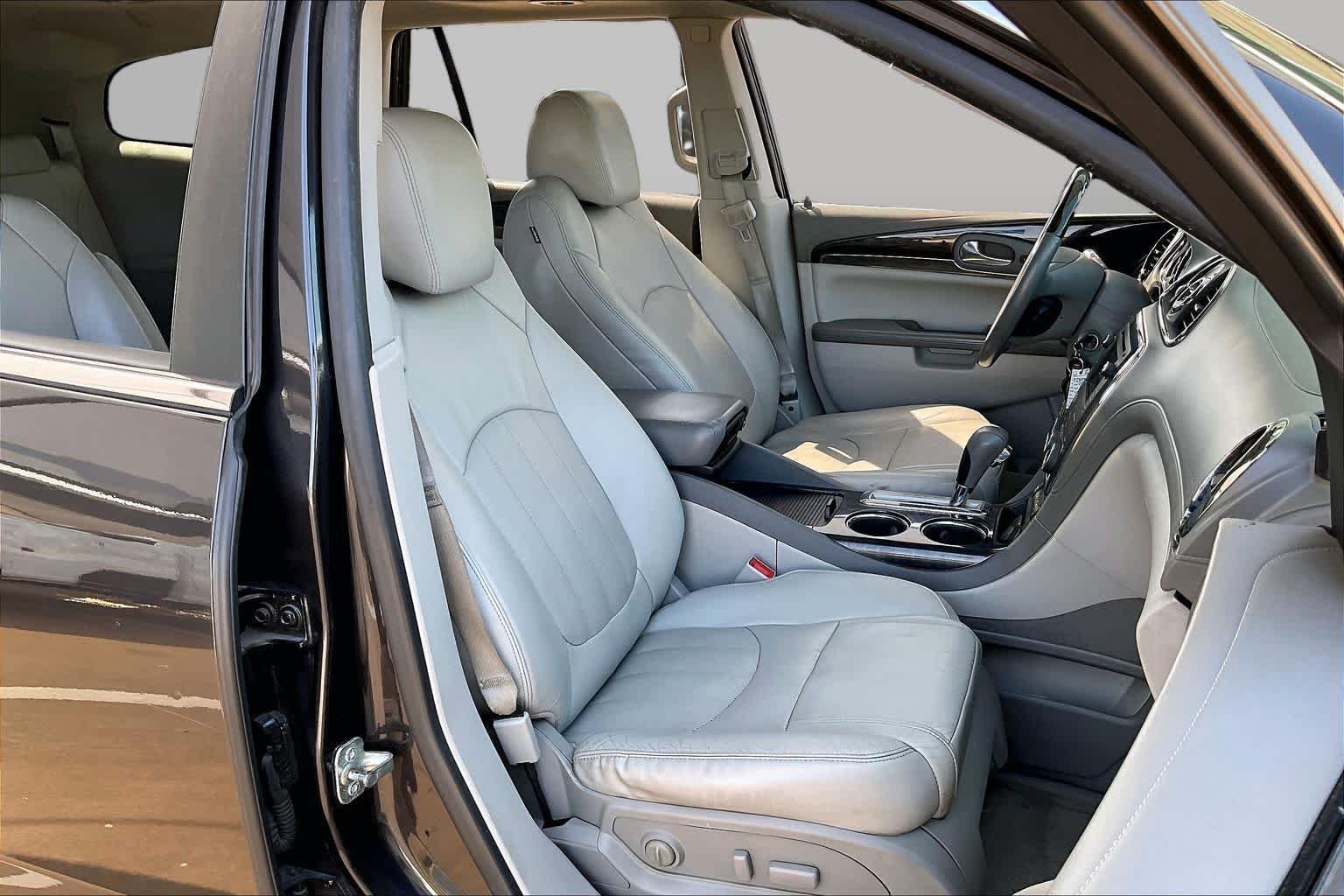 Used 2015 Iridium Metallic Buick Leather image 7