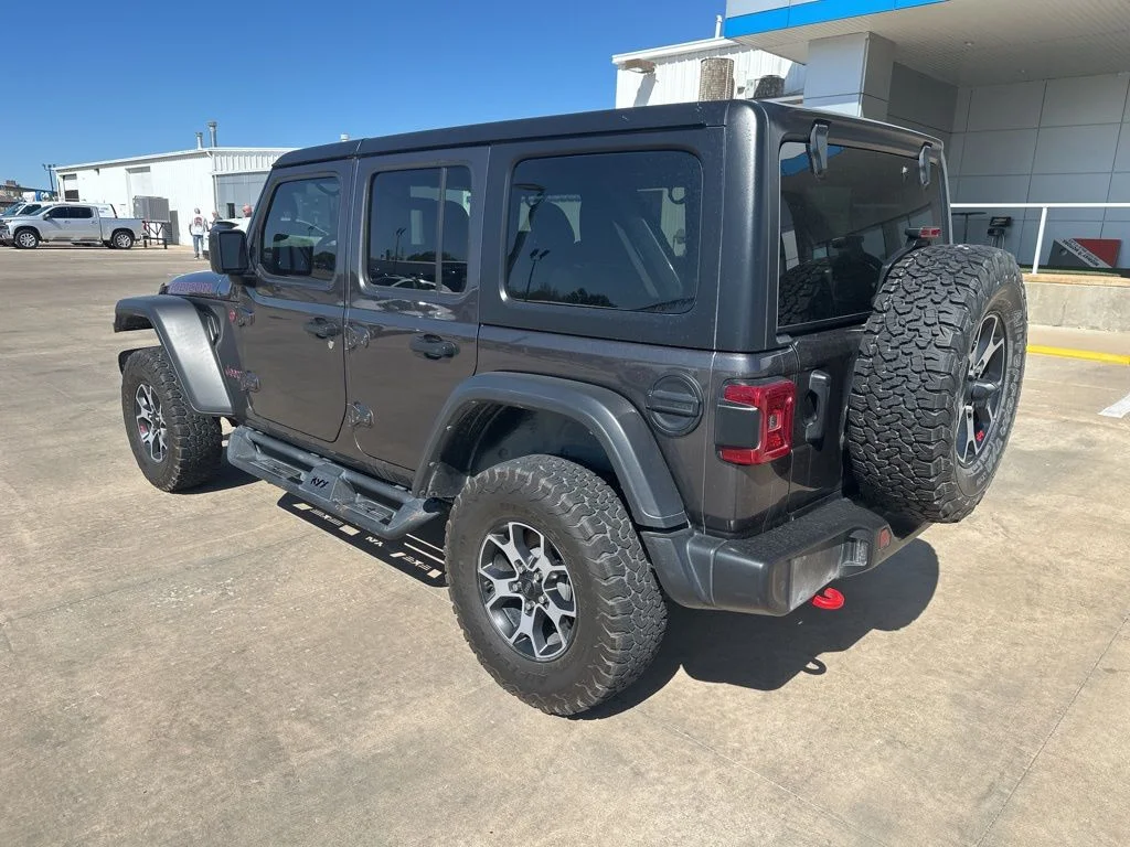 Certified Used 2022 Gray Jeep Unlimited Rubicon image 34
