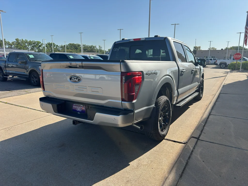 New 2026 Iconic Silver Metallic Ford XLT image 9