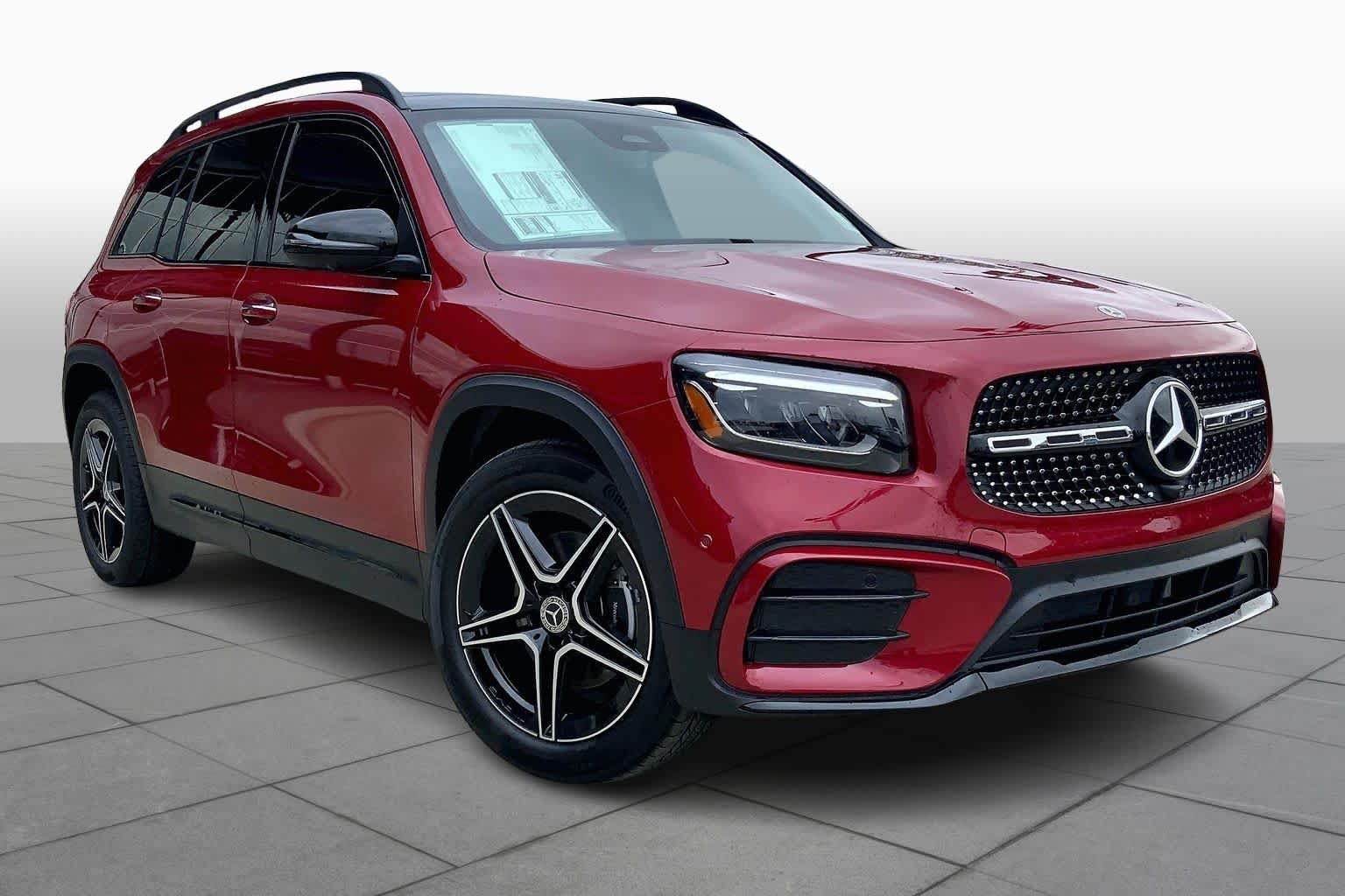 New 2026 MANUFAKTUR Patagonia Red Metallic Mercedes-Benz GLB 250 image 2