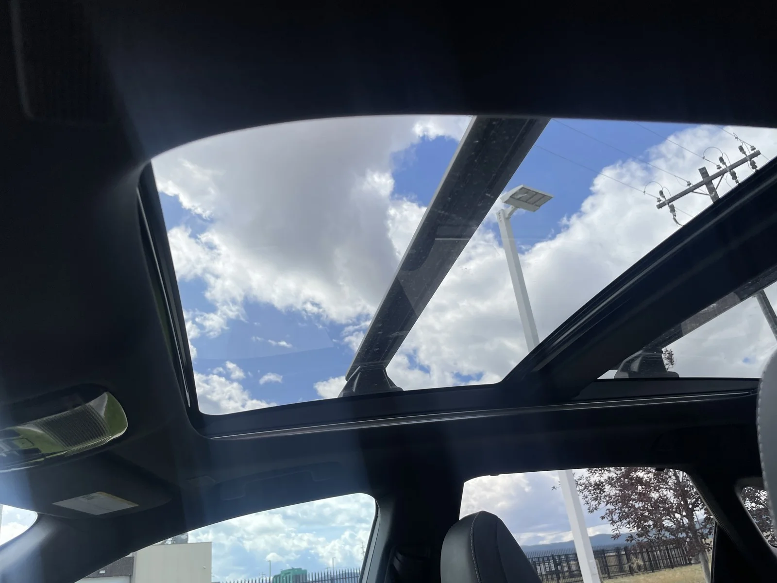Used 2025 Iridium Lexus Luxury image 27