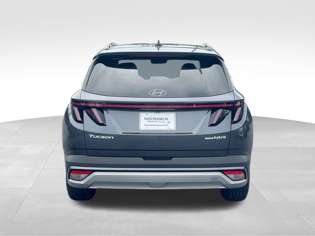 Certified Used 2025 Gray Hyundai SEL Convenience image 7