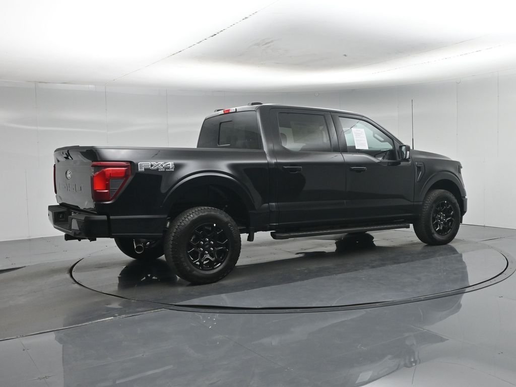 New 2026 Agate Black Metallic Ford XLT image 28