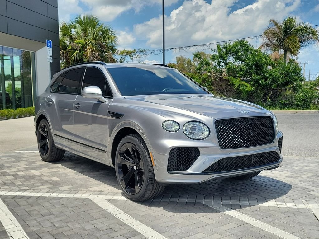 Used 2021  Bentley V8 image 7