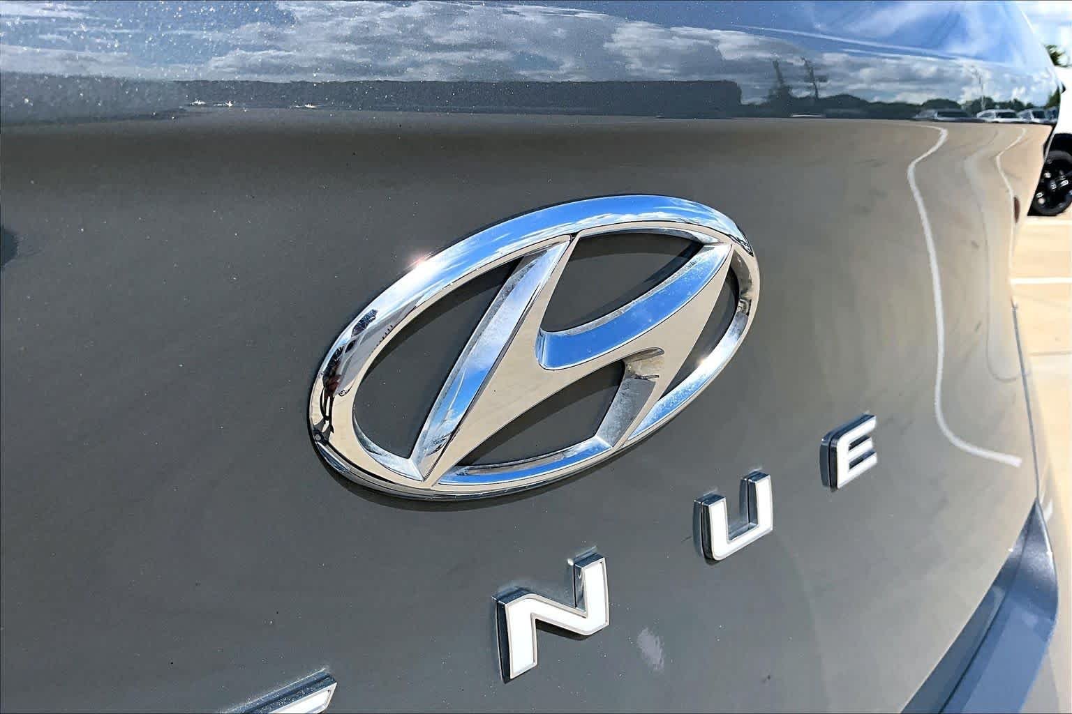 2025 Hyundai Venue SEL - Photo 31