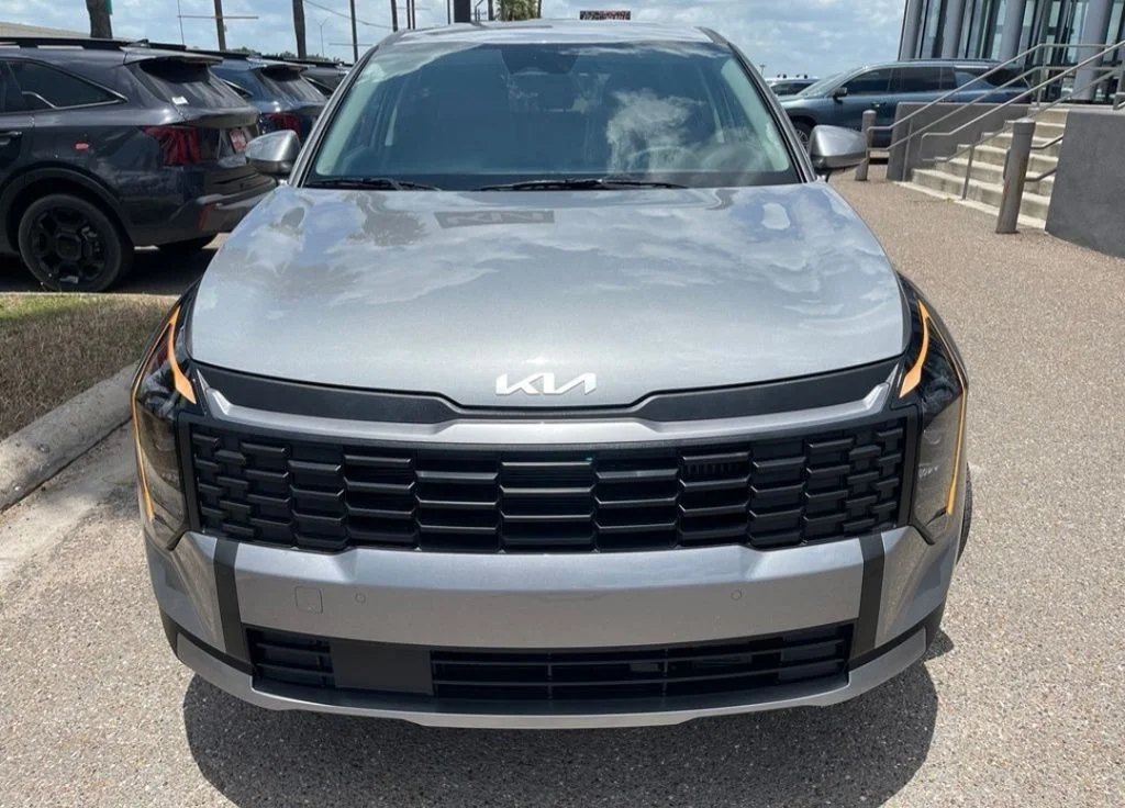New 2026 Gray Kia LX image 2