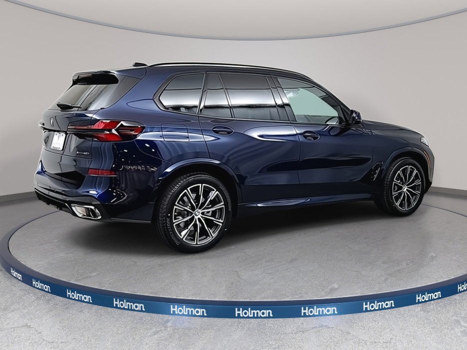 Used 2026 Tanzanite Blue II Metallic BMW xDrive40i image 5