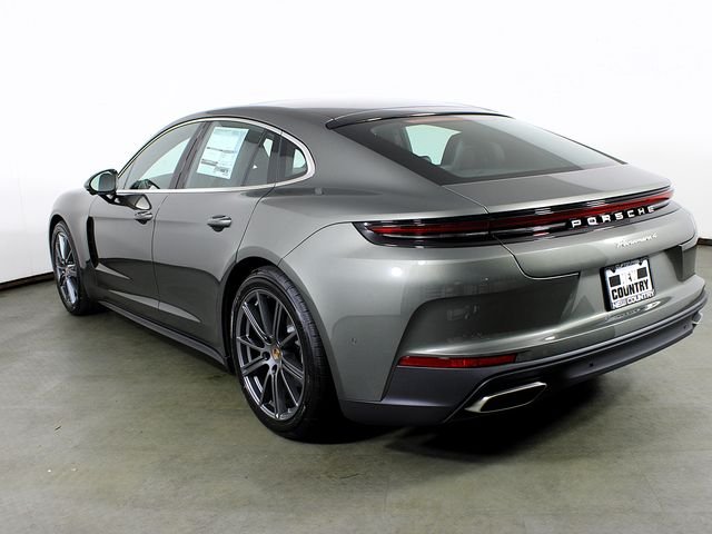 New 2026 Aventurine Green Metallic Porsche 4 image 3