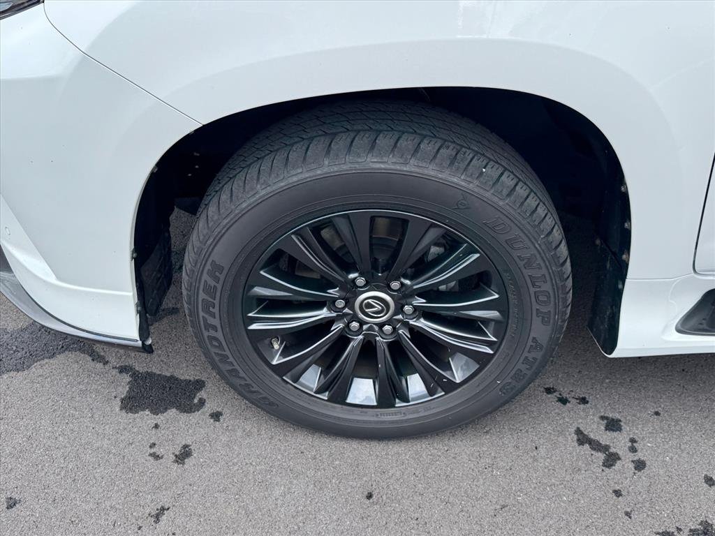 Used 2021 Starfire Pearl Lexus 460 Premium image 27