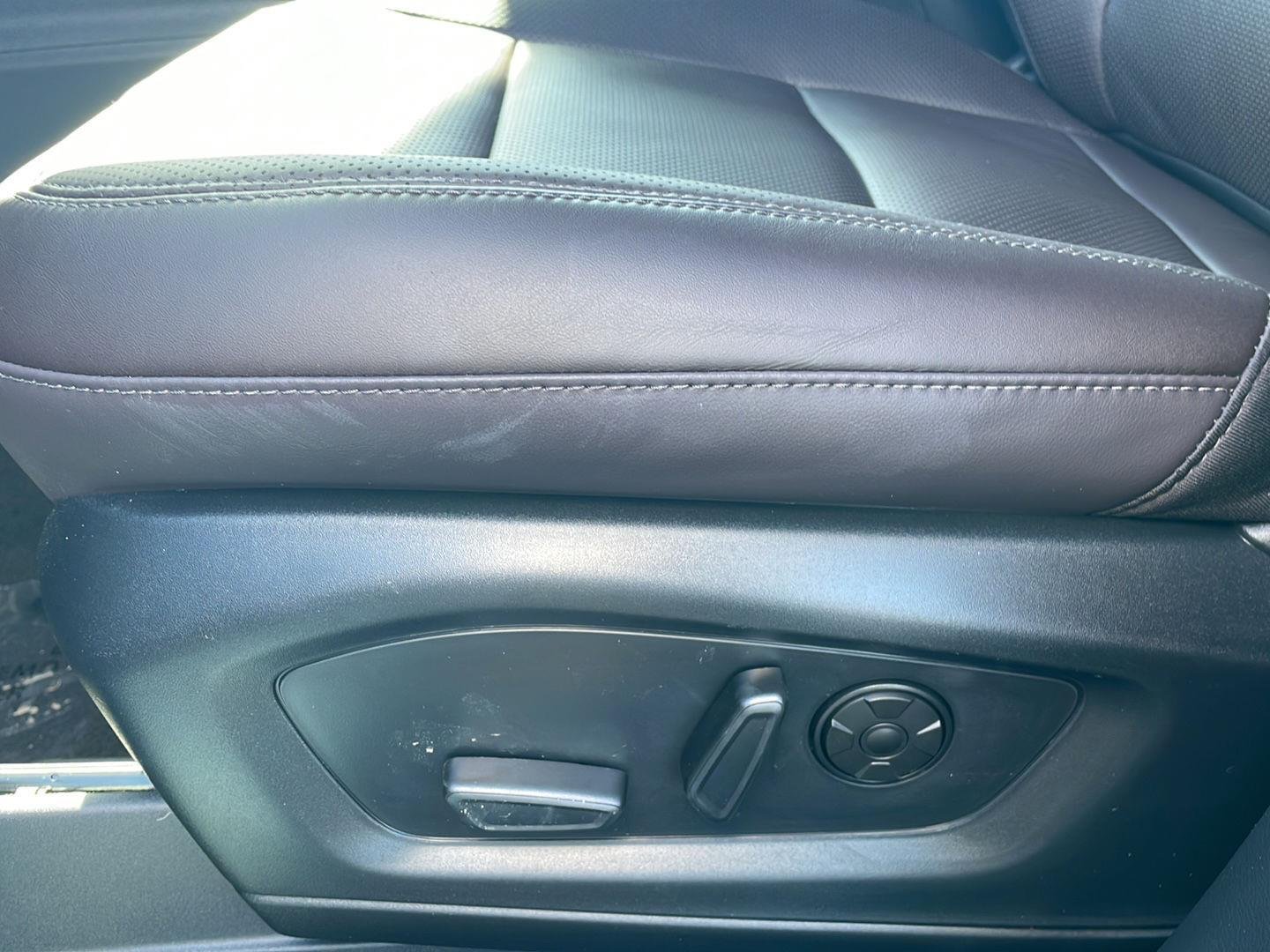 New 2026 Carbonized Gray Metallic Ford Platinum™ image 47