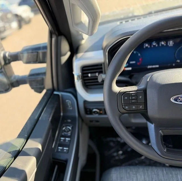 2026 Ford F-350 Super Duty XLT - Photo 18