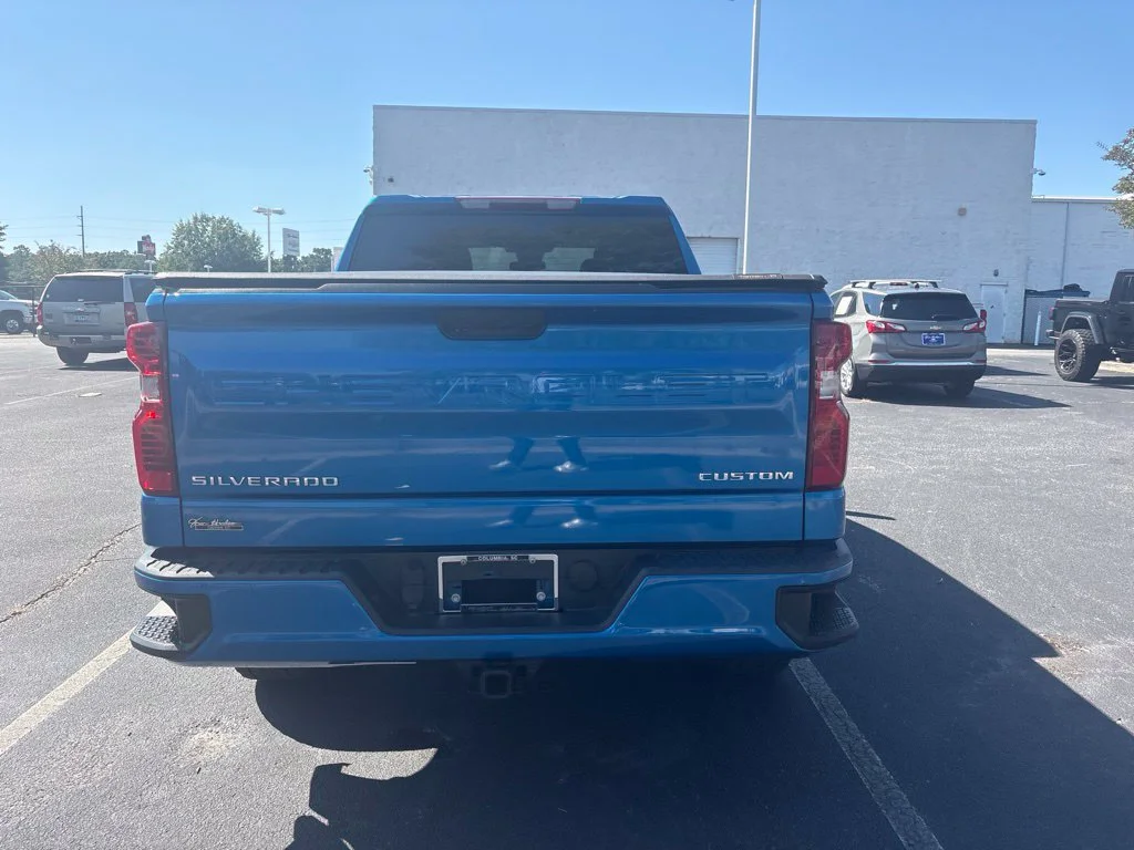 Used 2022 GLACIER BLUE METALLIC Chevrolet Custom image 4