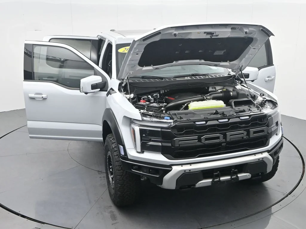 Used 2025 White Ford Raptor image 39