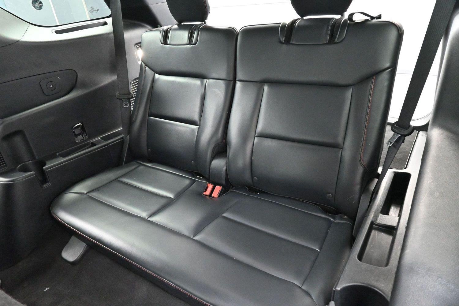 Used 2025 Carbonized Gray Ford ST-Line image 31