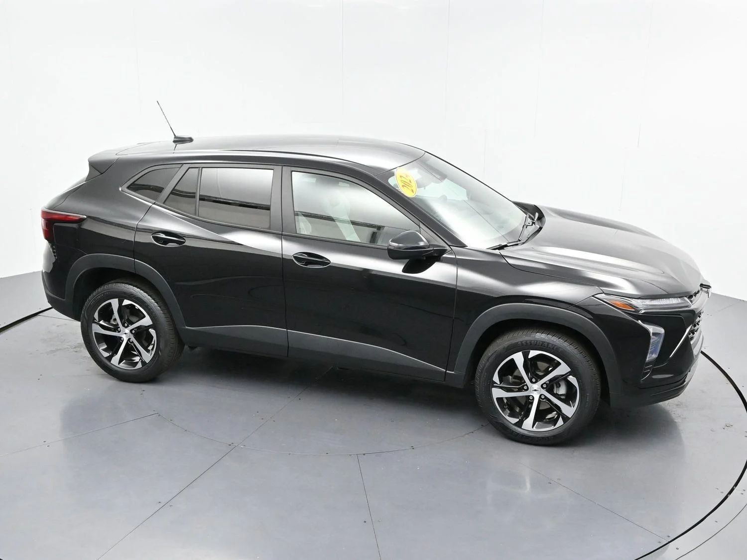 Used 2024 Mosaic Black Metallic Chevrolet 1RS image 35