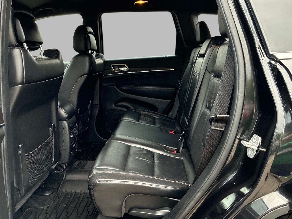 Used 2014 Black Jeep Limited image 17