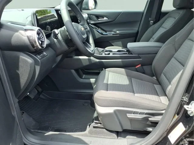 New 2027 Mosaic Black Metallic Chevrolet LT image 16