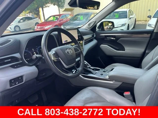 Used 2023 Silver Toyota Limited image 5