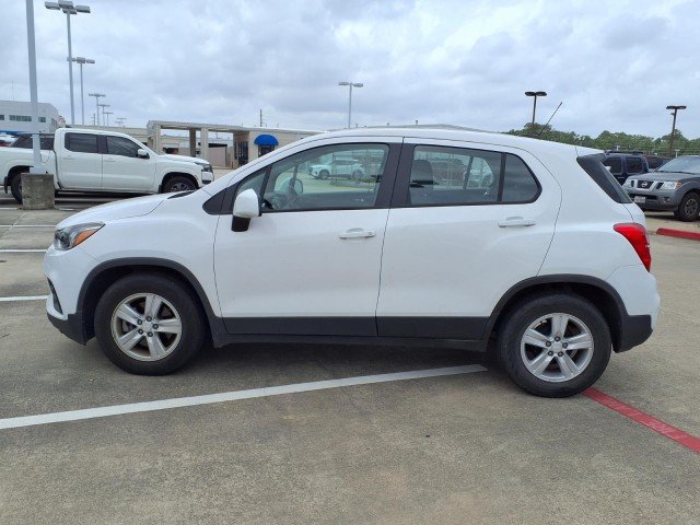 Used 2020 SUMMIT WHITE Chevrolet LS image 8