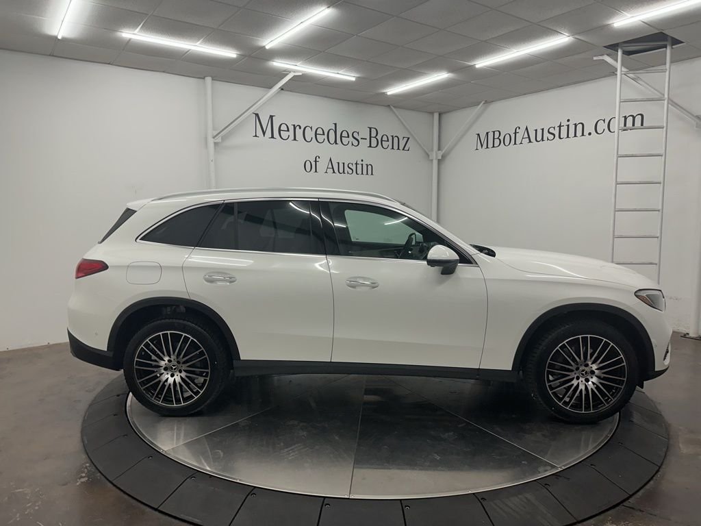 Used 2026 White Mercedes-Benz GLC 300 image 8