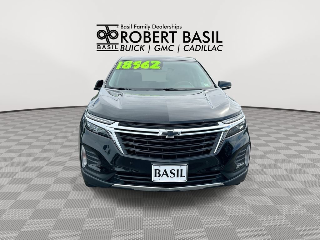 Used 2022 MOSAIC BLACK METALLIC Chevrolet LT image 3